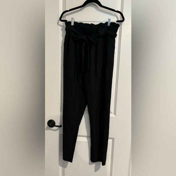 Black pants with bow - Picture 2 of 2